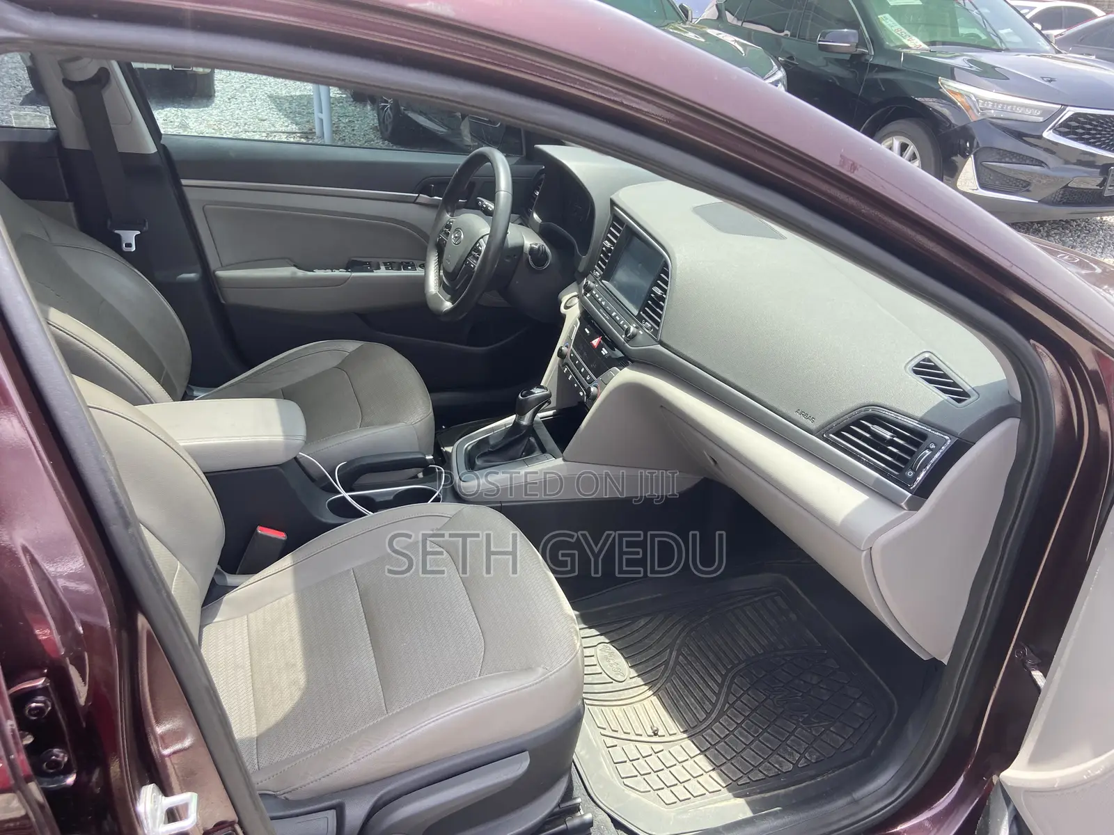 Hyundai Elantra 2017 Red