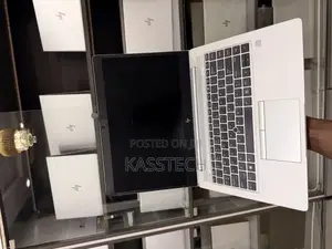 Laptop HP EliteBook 745 G6 8GB AMD Ryzen 5 SSD 256GB