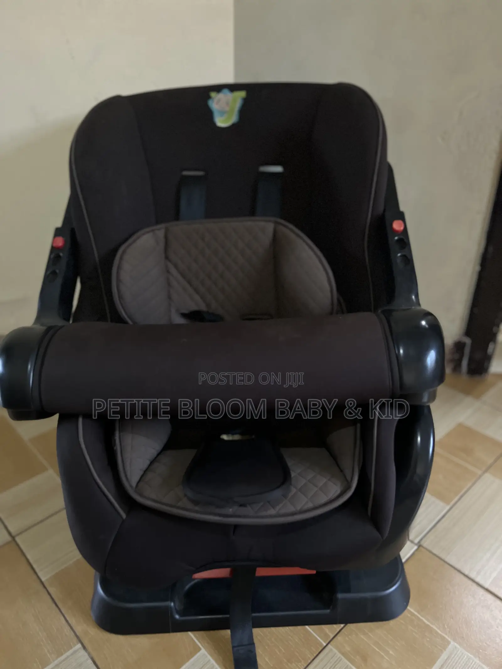 Car Seat With Bar