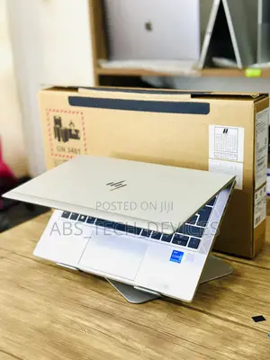 Laptop HP EliteBook 830 G8 8GB Intel Core i5 SSD 256GB