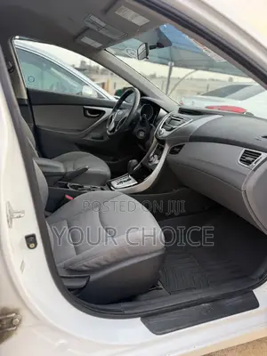 Hyundai Elantra 2013 White