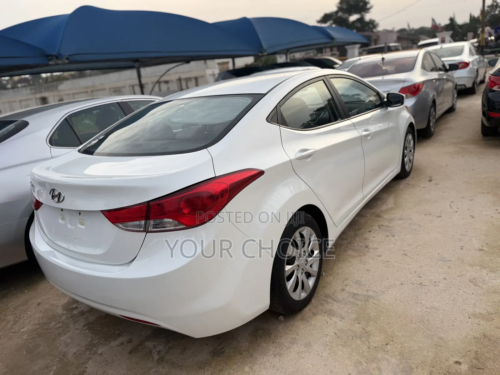 Hyundai Elantra 2013 White