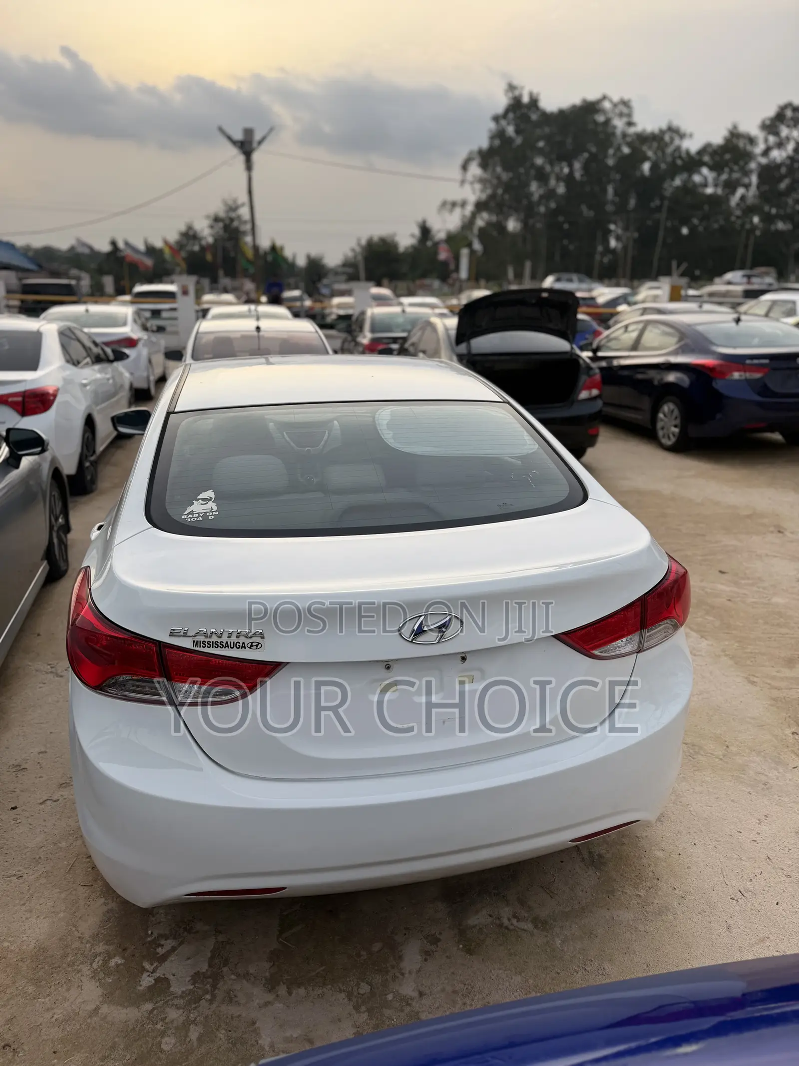 Hyundai Elantra 2013 White