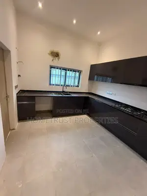 3bdrm Duplex in Oyarifa Ghana Flag for sale