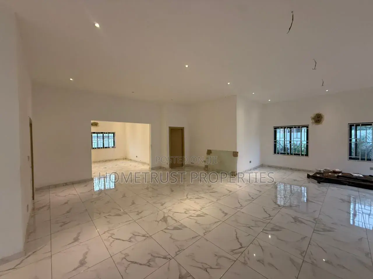 3bdrm Duplex in Oyarifa Ghana Flag for sale