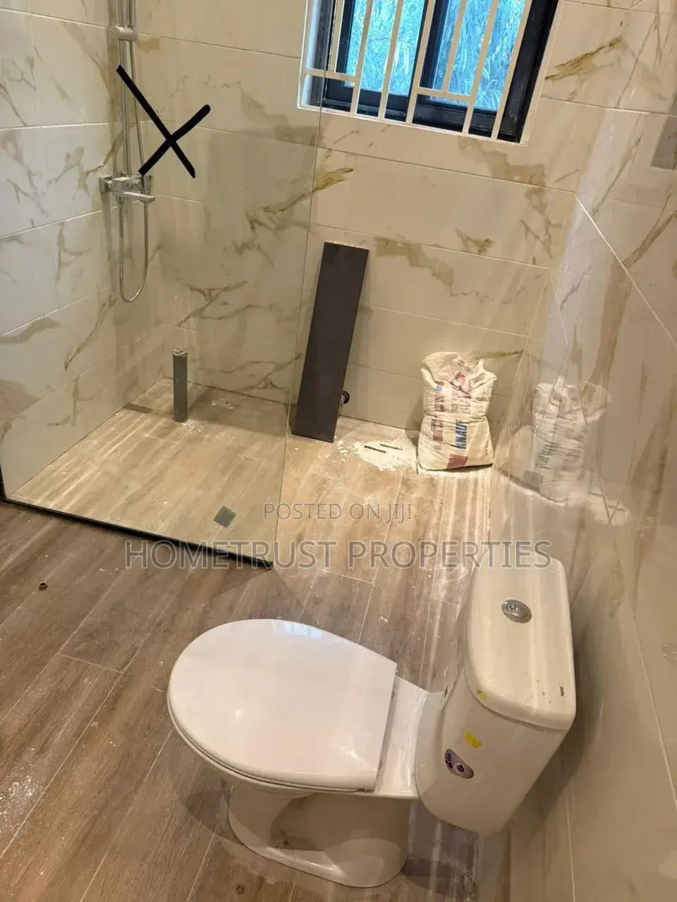 3bdrm Duplex in Oyarifa Ghana Flag for sale
