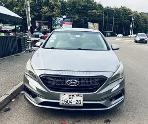 Hyundai Sonata Limited 2.0T 4dr Sedan (2.0L 4cyl Turbo 6A) 2015 Gray