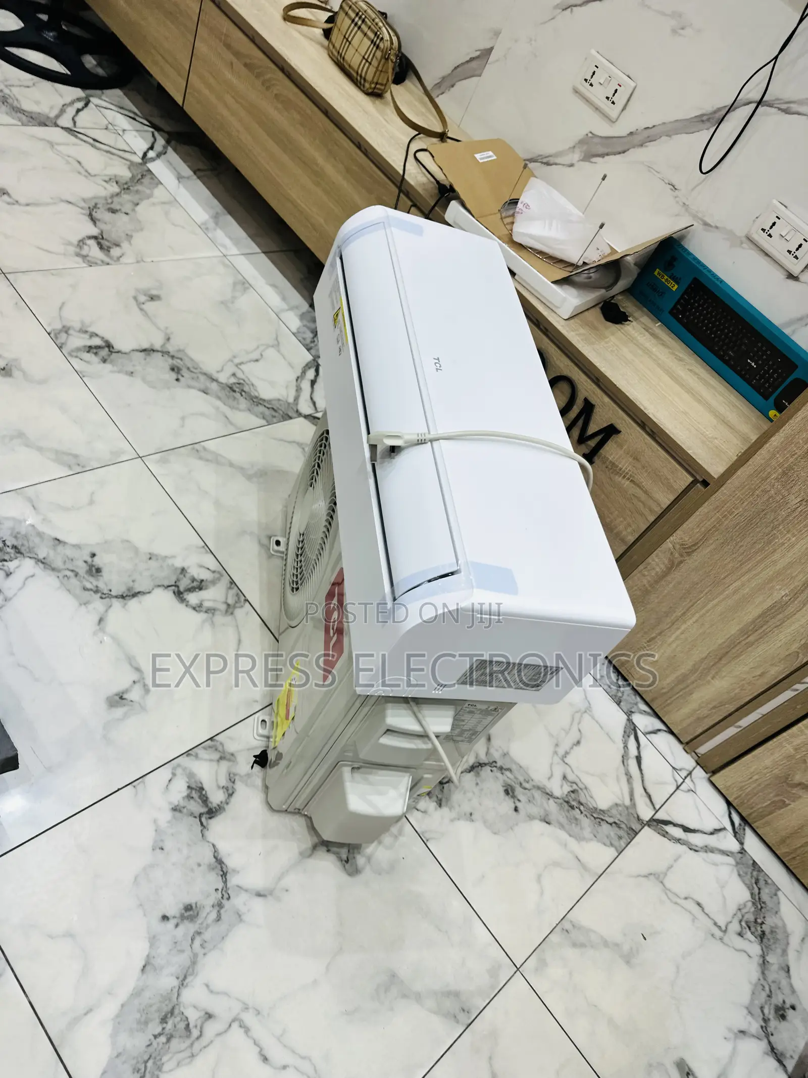 Grab the New White ——1.5hp TCL