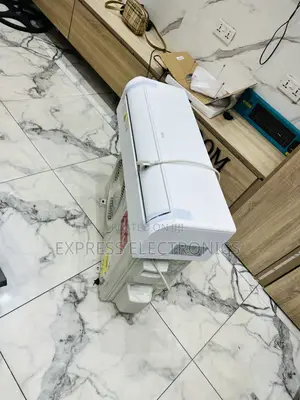 Grab the New White ——1.5hp TCL