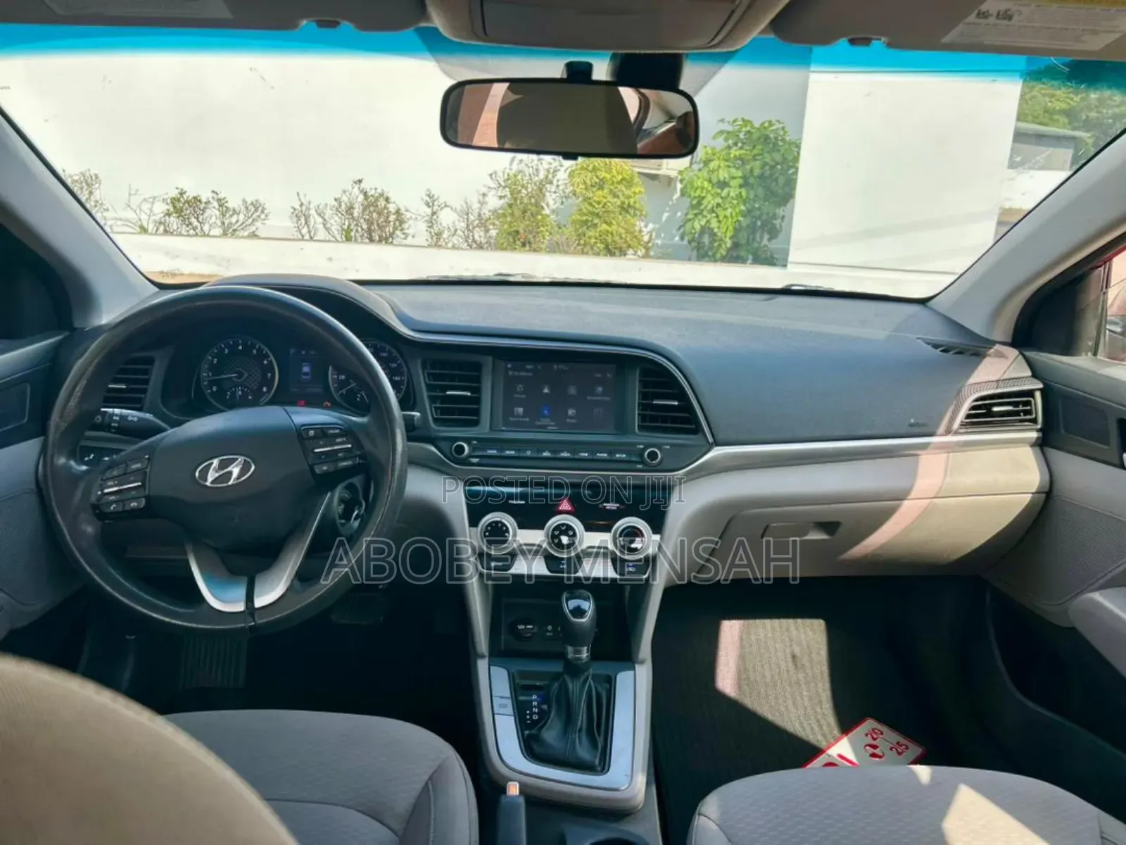 Hyundai Elantra SE 2019 Red