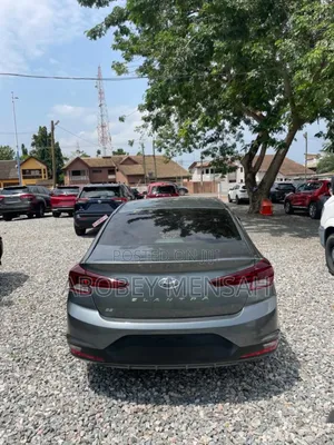 Hyundai Elantra SE 2020 Gray
