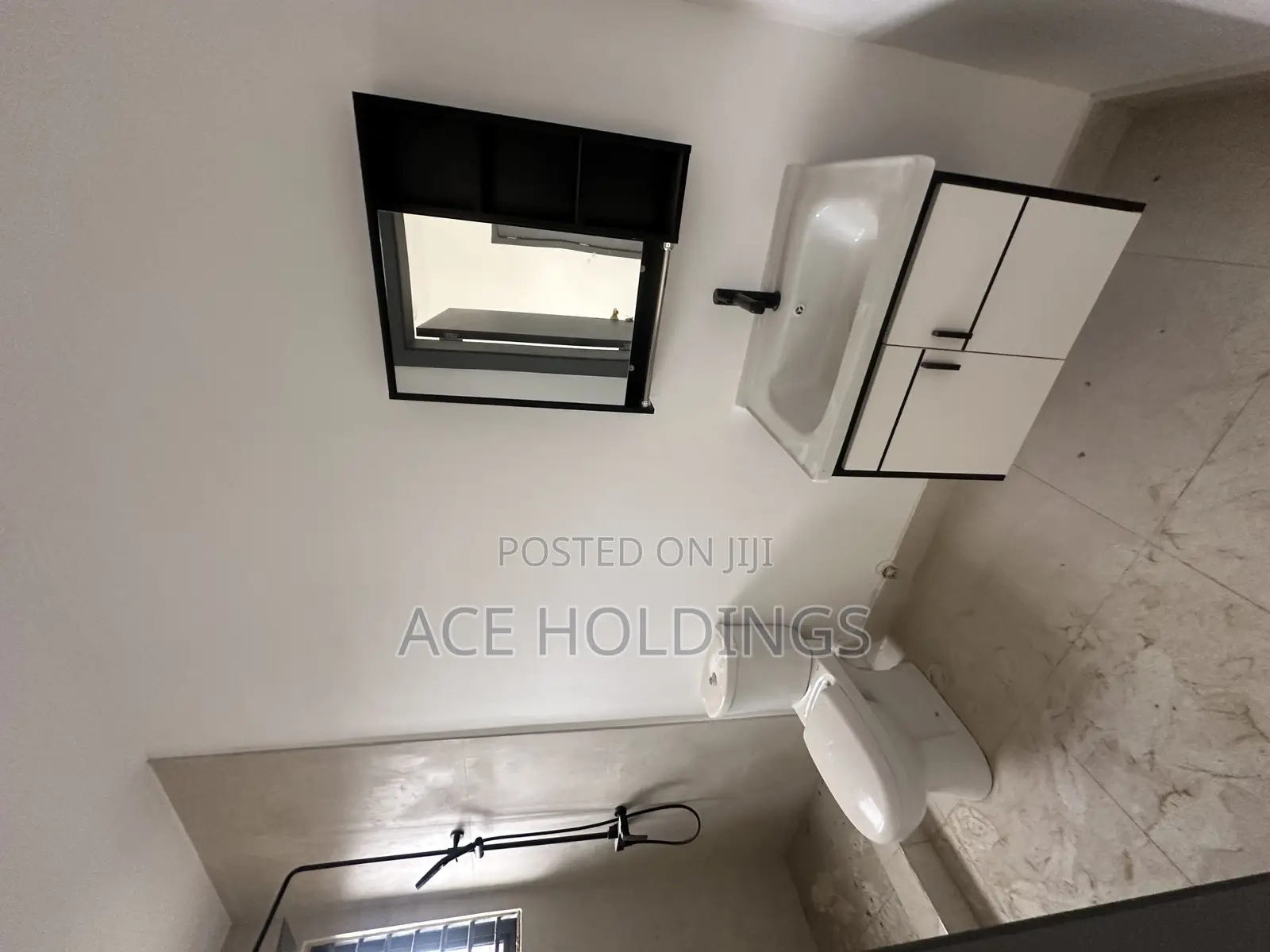 3bdrm House in West Trasacco, School Junction for sale