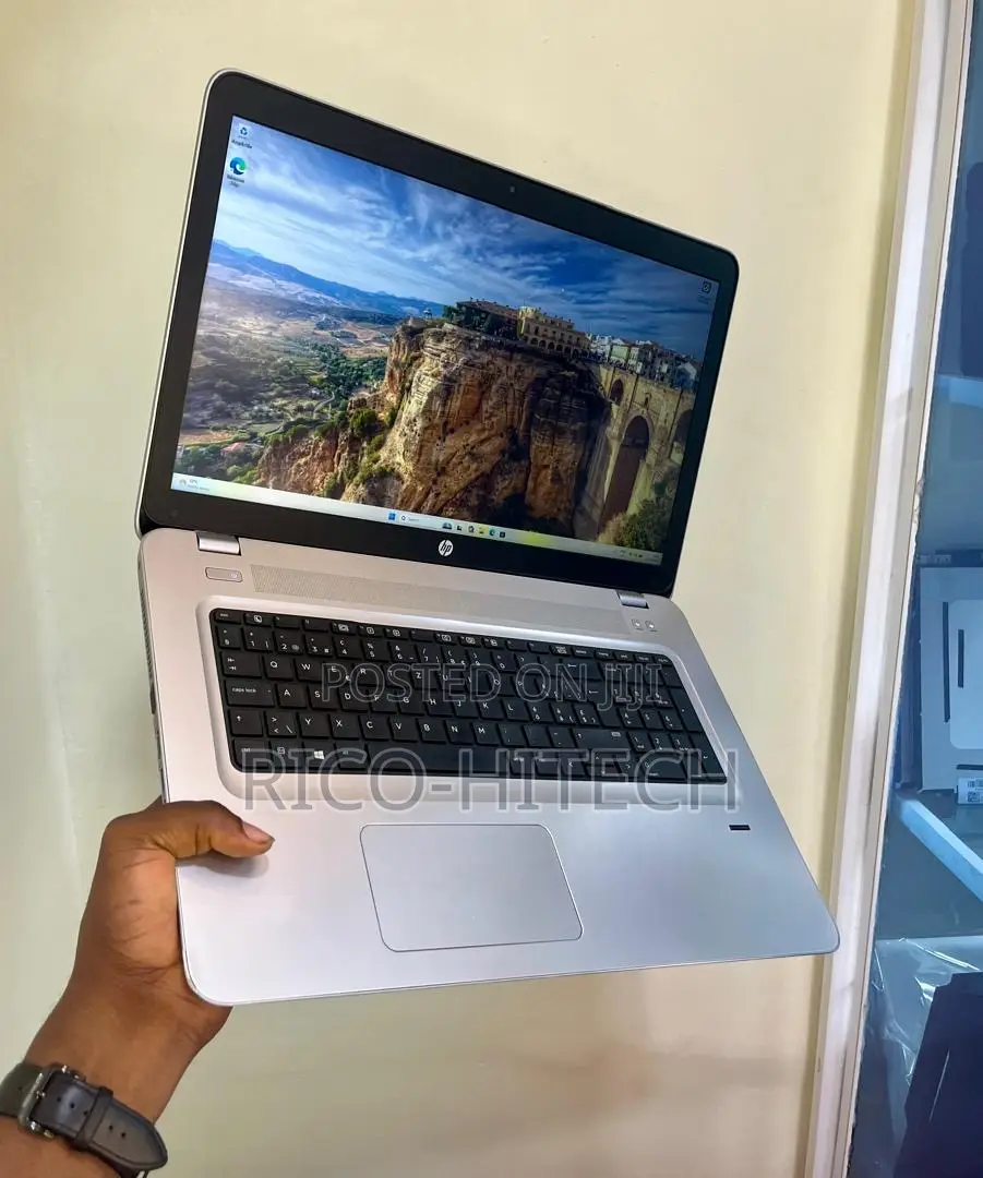 Laptop HP ProBook 470 G4 8GB Intel Core i5 SSD 256GB