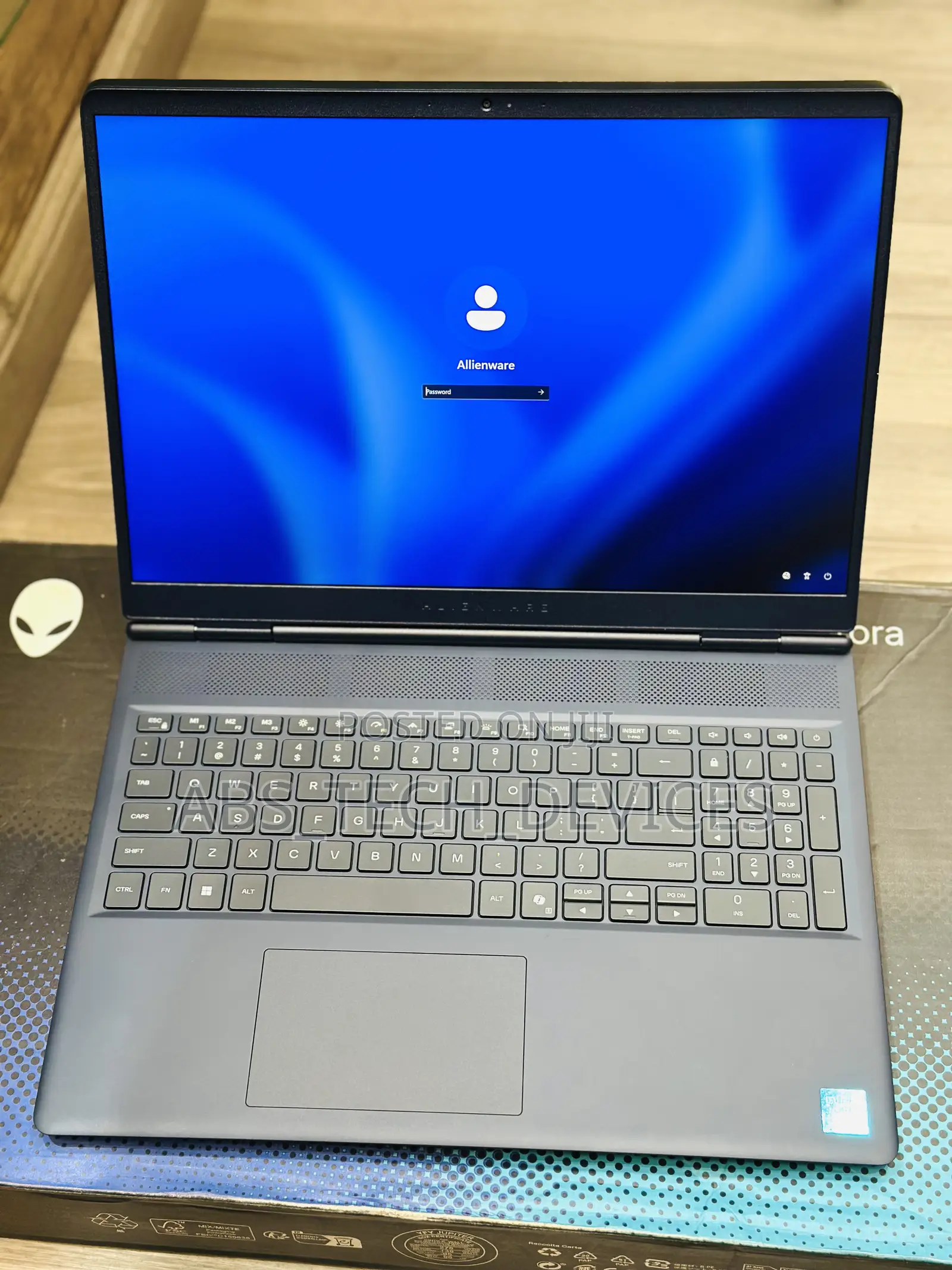 Laptop Alienware 16 Aurora 16GB Intel Core 7 SSD 1T