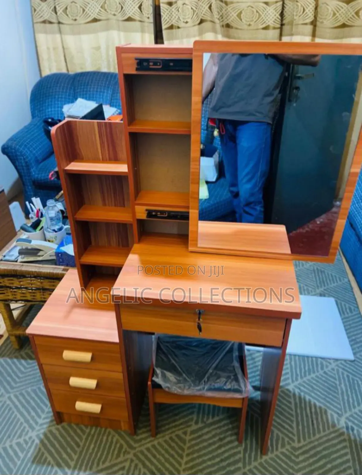 Non Led Light Dresser