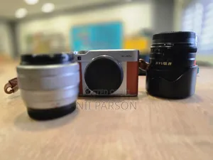 Fujifilm X-A5 Mirrorless Camera