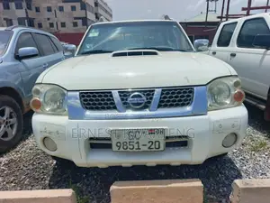 Nissan Hardbody 2020 White