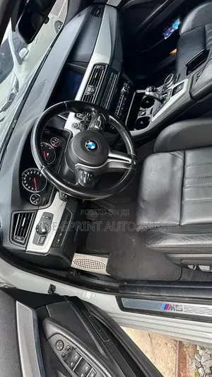 BMW M5 Base RWD 2016 Silver