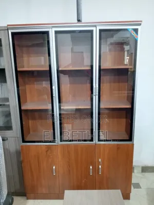 Bookshelf for Office and Events Creation