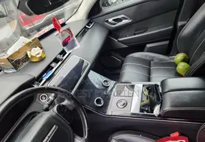 Land Rover Range Rover Velar 2019 Black
