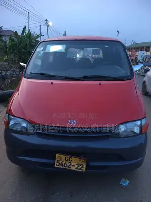 Toyota HiAce 2008 Red
