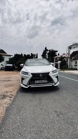 Lexus LX 2017 White