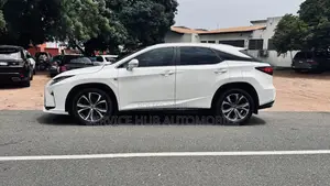 Lexus LX 2017 White