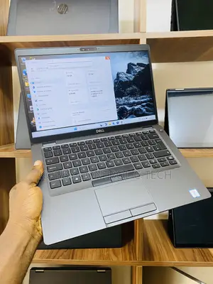 Laptop Dell Latitude 5400 8GB Intel Core i7 SSD 256GB