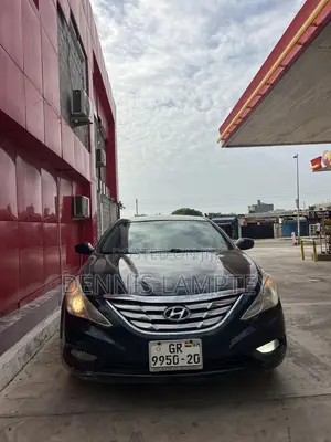 Hyundai Sonata 2013 Black