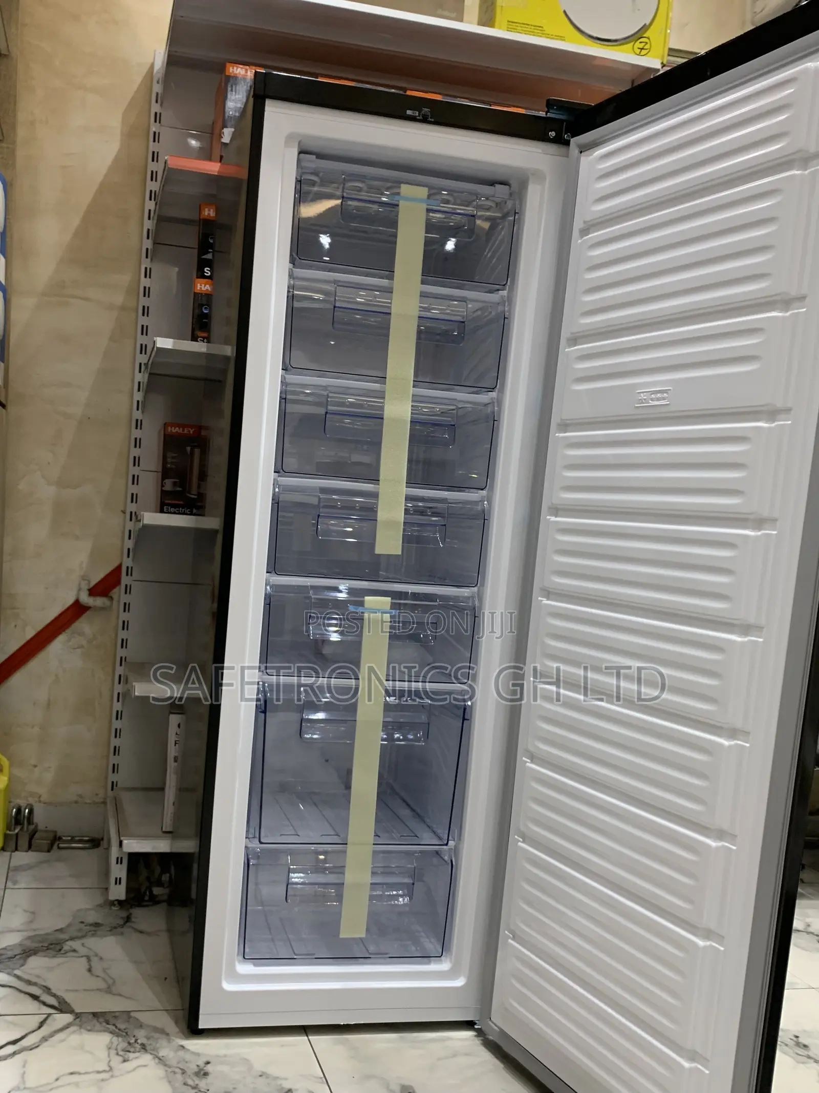 Durable Fast Pearl Upright Freezer Puf-370 225 Liters