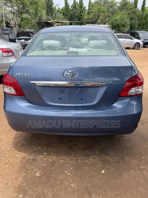 Toyota Belta 2011 Blue