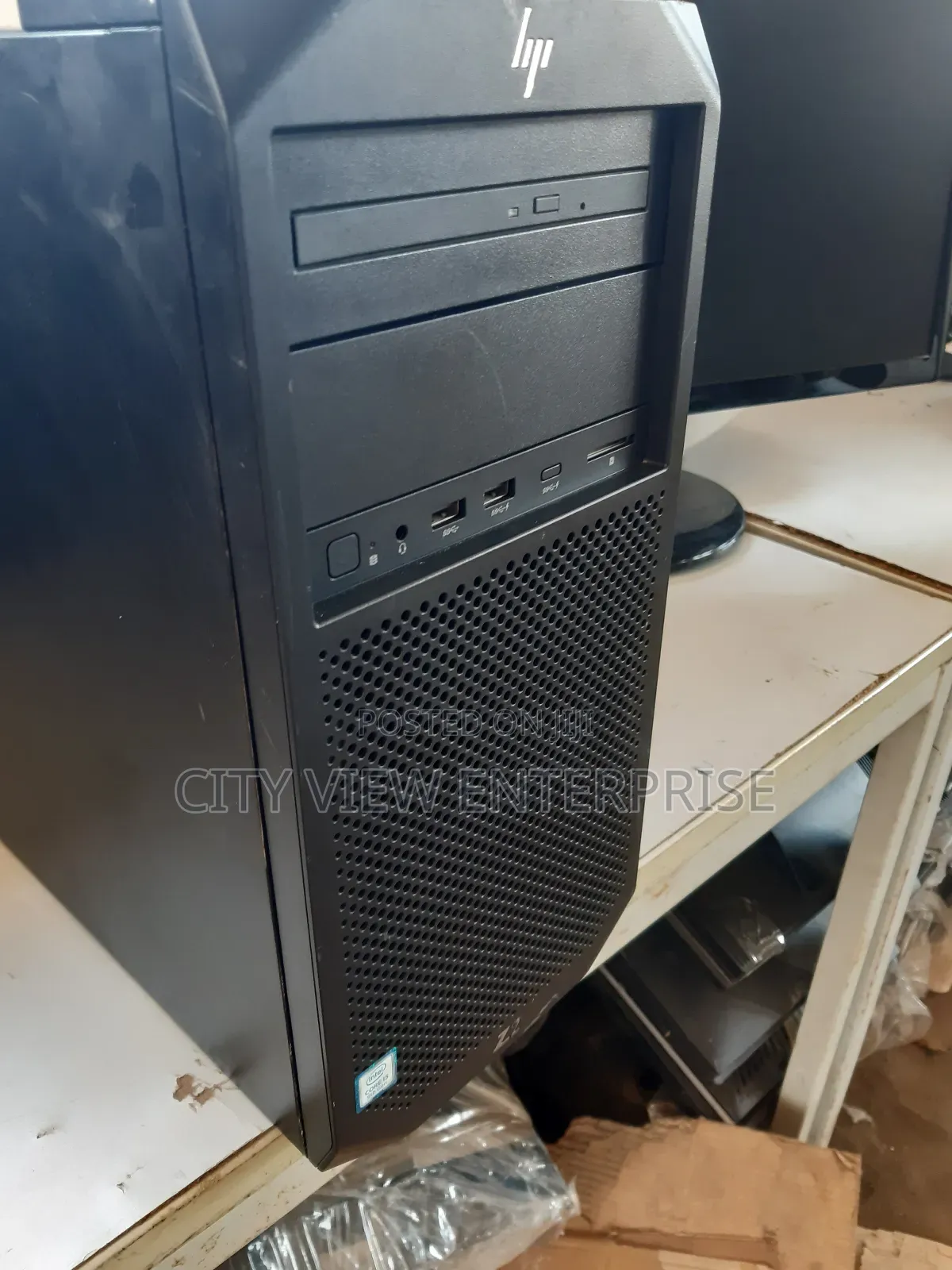 Desktop Computer HP Z2 8GB Intel Core i5 SSD 256GB