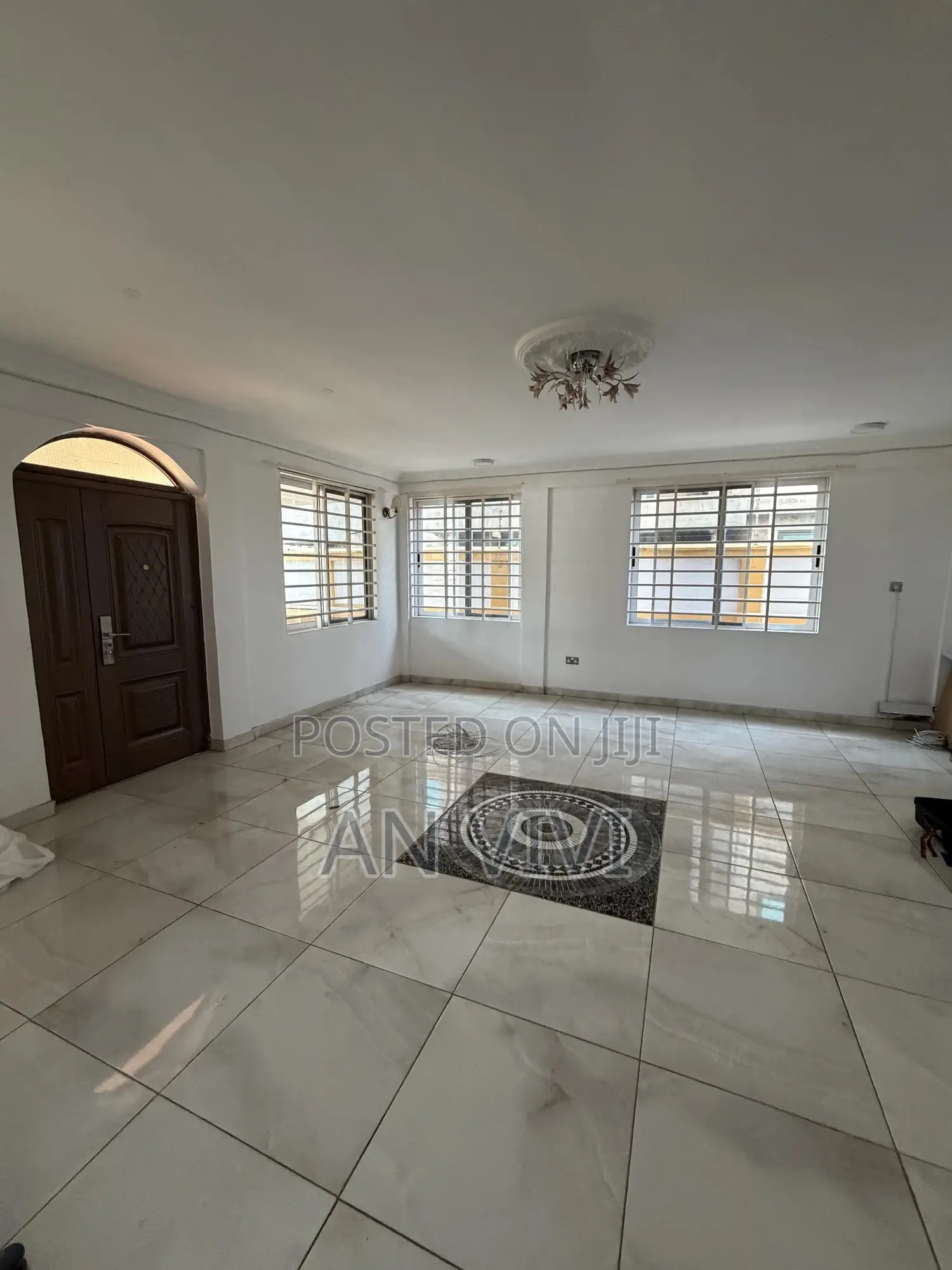 7bdrm Mansion in Community 25 for rent