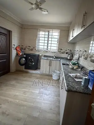 7bdrm Mansion in Community 25 for rent