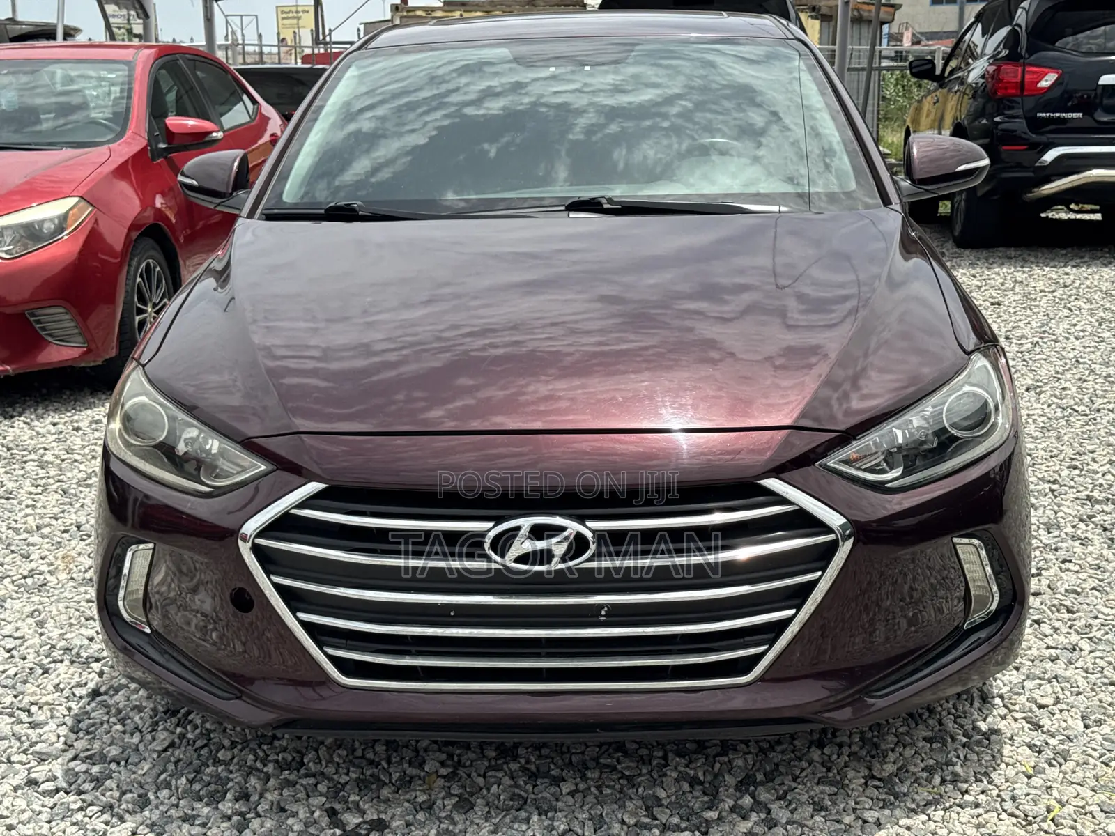 Hyundai Elantra Limited Sedan FWD (2.0L 4cyl 6A) 2017 Red
