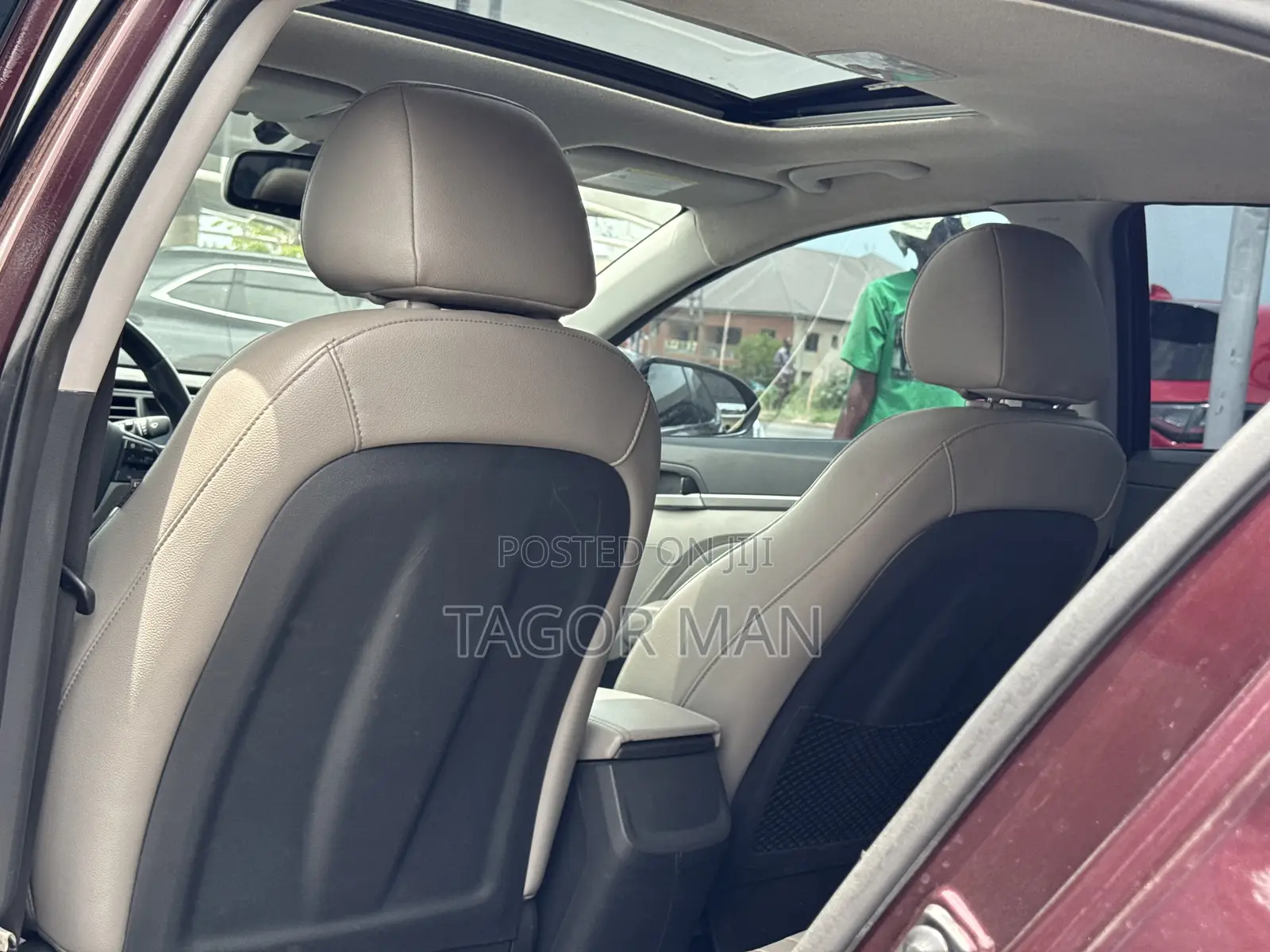 Hyundai Elantra Limited Sedan FWD (2.0L 4cyl 6A) 2017 Red