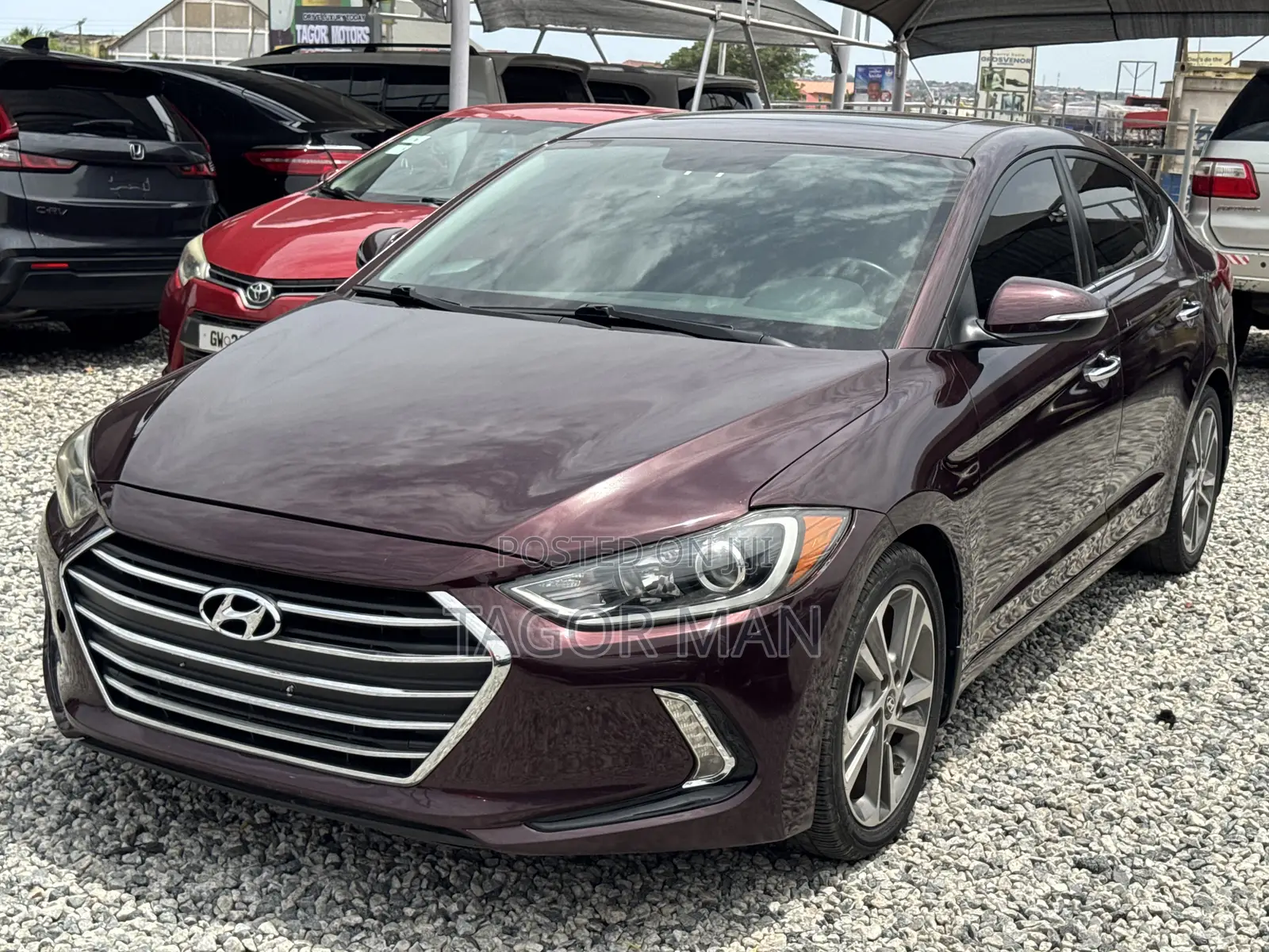 Hyundai Elantra Limited Sedan FWD (2.0L 4cyl 6A) 2017 Red