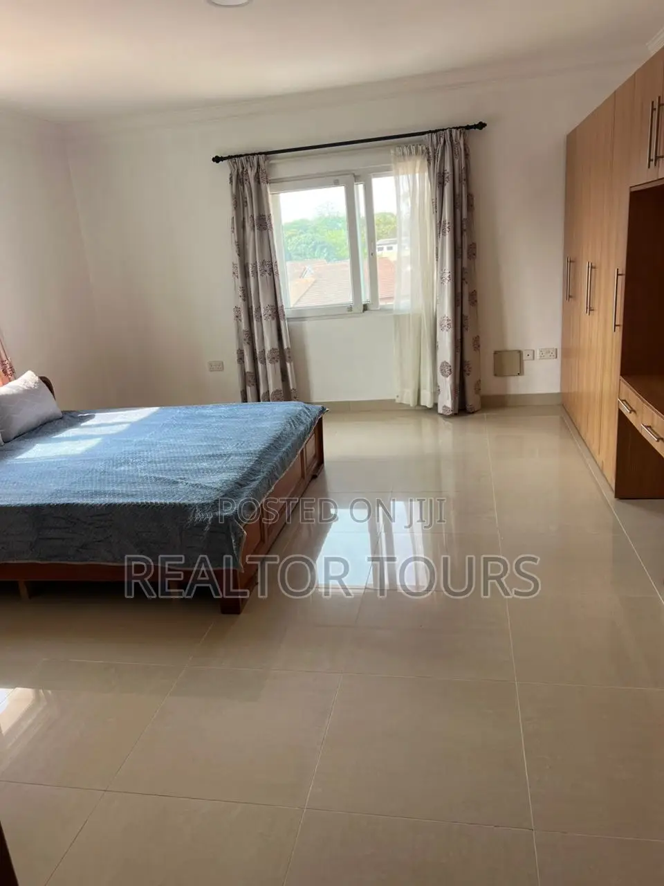 Furnished 3bdrm Apartment in Airport Residential Area for rent