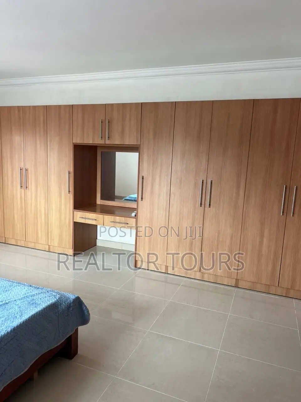 Furnished 3bdrm Apartment in Airport Residential Area for rent