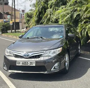 Toyota Camry 2014 Gray