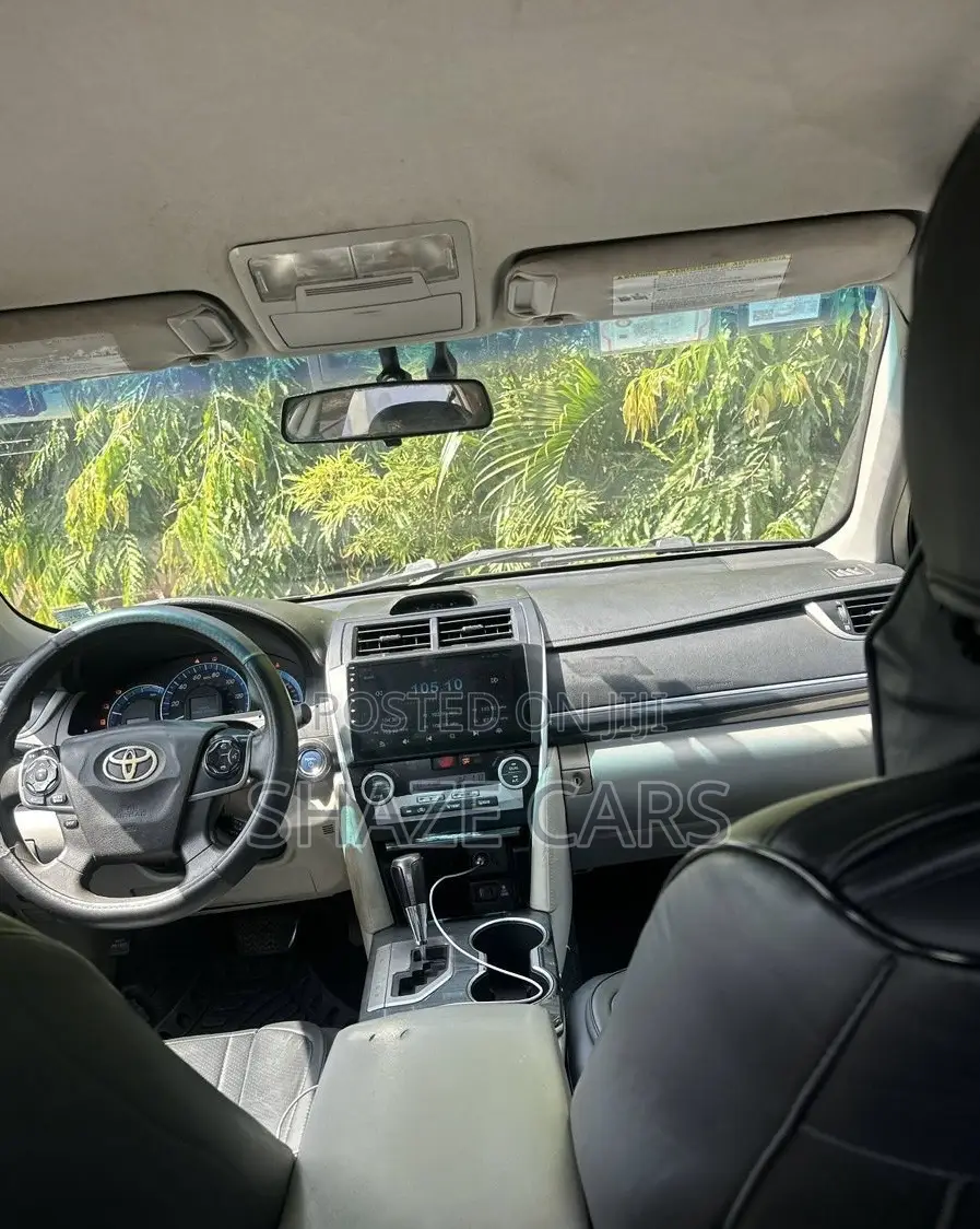 Toyota Camry 2014 Gray