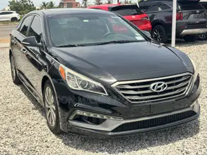 Hyundai Sonata Sport 2.0T Sedan FWD (2.0L 4cyl 6A) 2016 Black