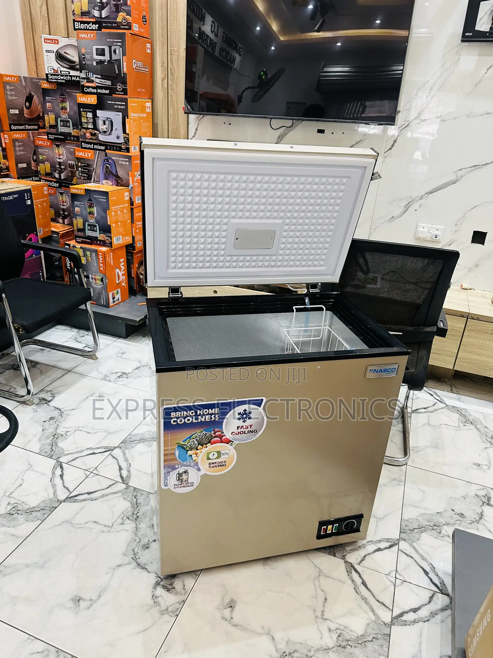 Lovely New Gold Chest Freezer Nasco 200l