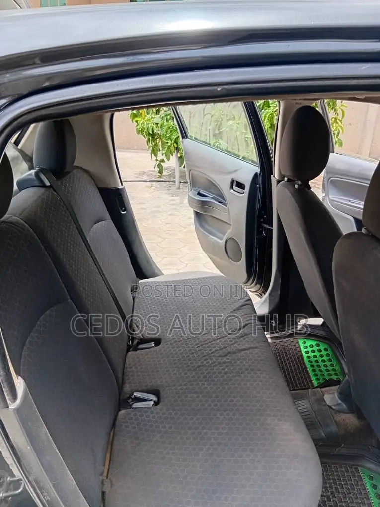 Mitsubishi Mirage 2015 Gray