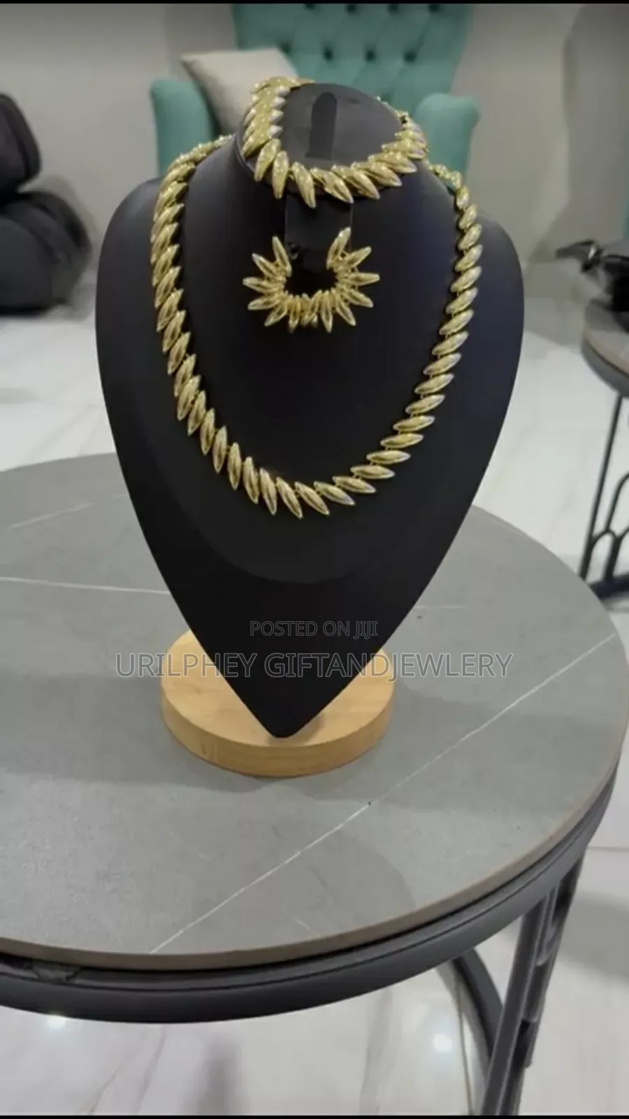 Quantity Jewelry Set