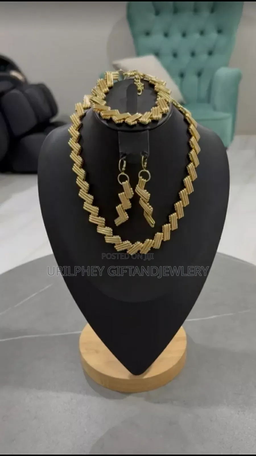 Quantity Jewelry Set