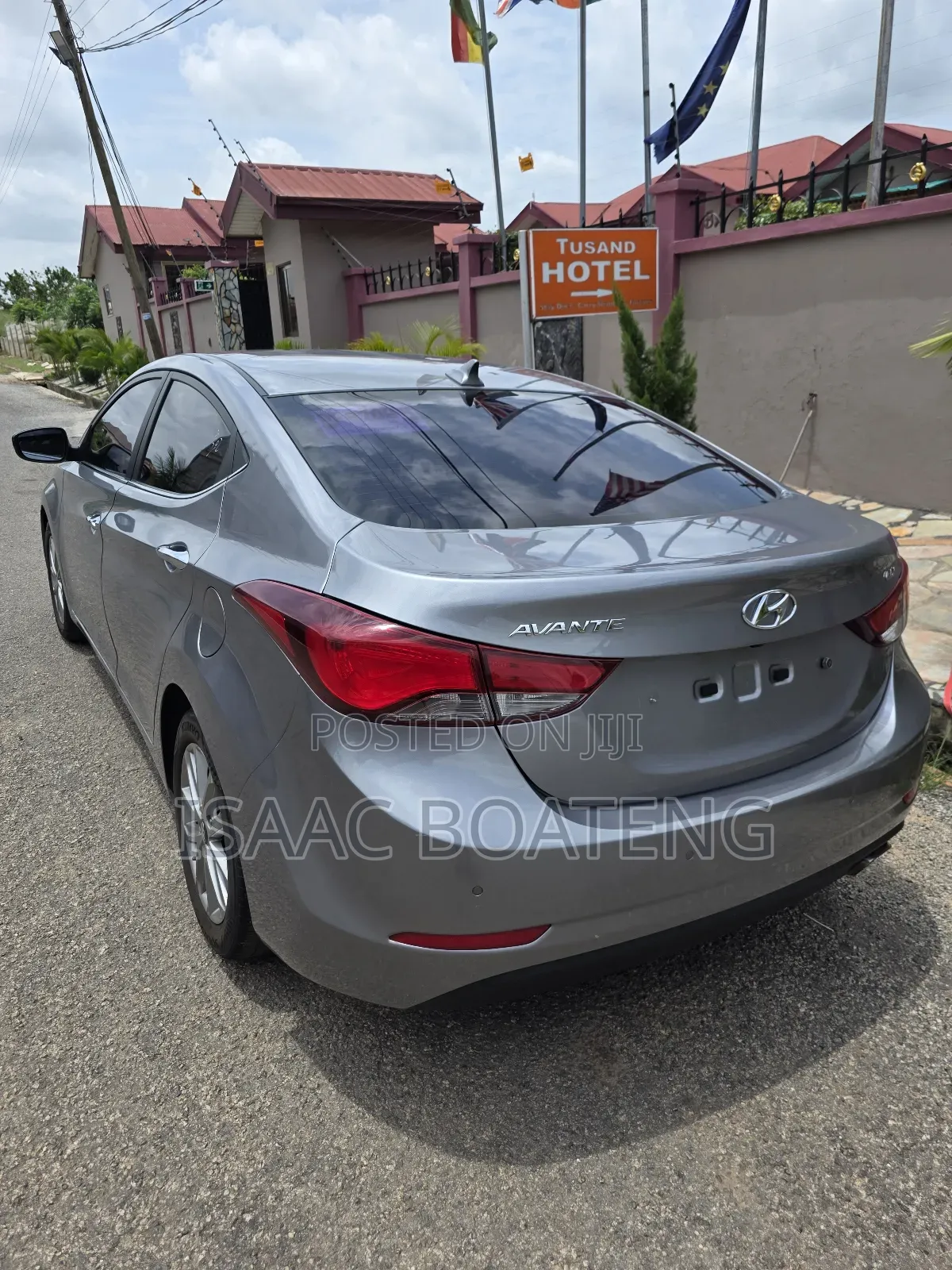 Hyundai Elantra Limited 4dr Sedan (1.8L 4cyl 6A) 2015 Silver