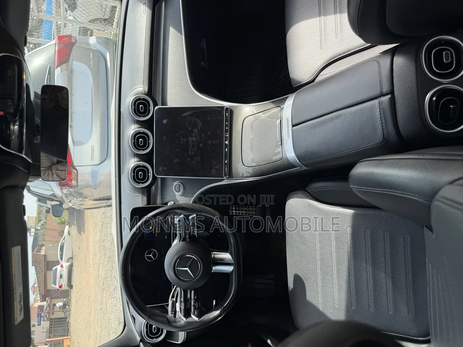 Mercedes-Benz C300 2023 White