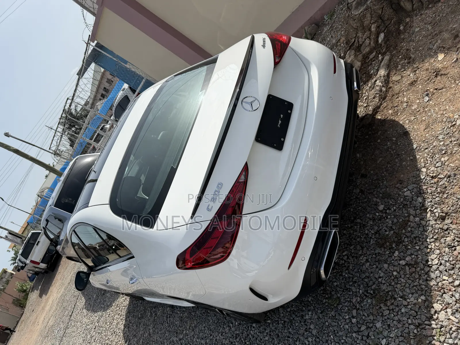 Mercedes-Benz C300 2023 White