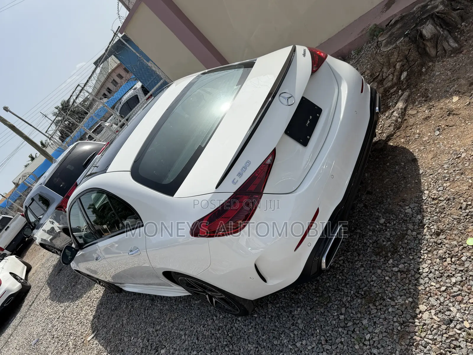 Mercedes-Benz C300 2023 White